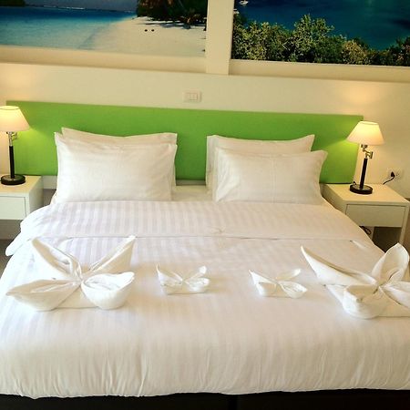 Armoni Patong Beach Hotel Екстериор снимка